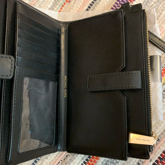 MICHAEL KORS wallet - Picture 6 of 7